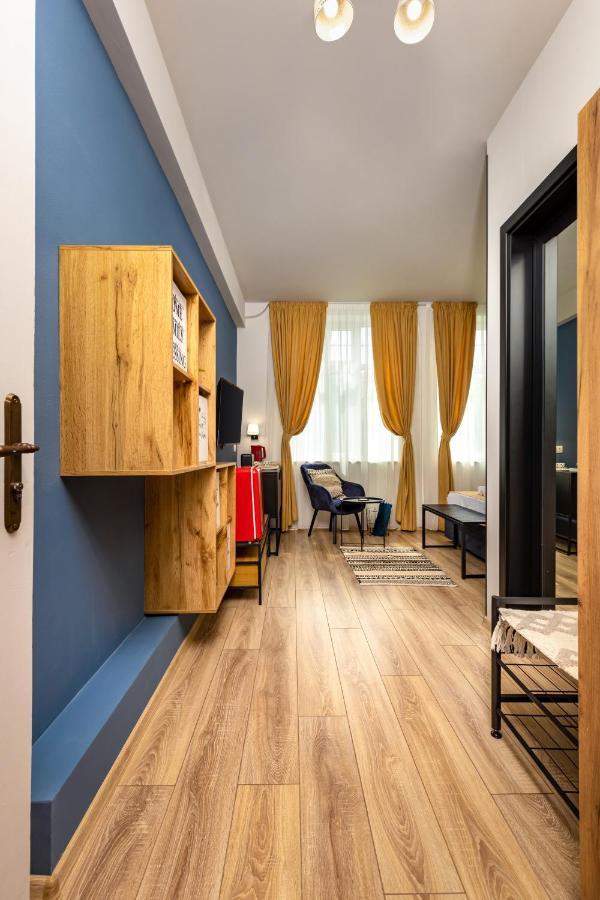 Kapana Guest House On Central Pedestrian Street With Parking Included بلوفديف المظهر الخارجي الصورة